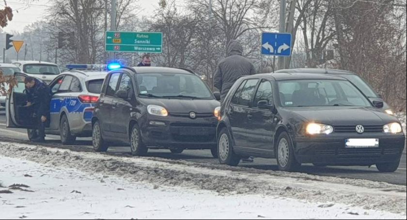 Kolizja na ul. Poznańskiej w Łowiczu