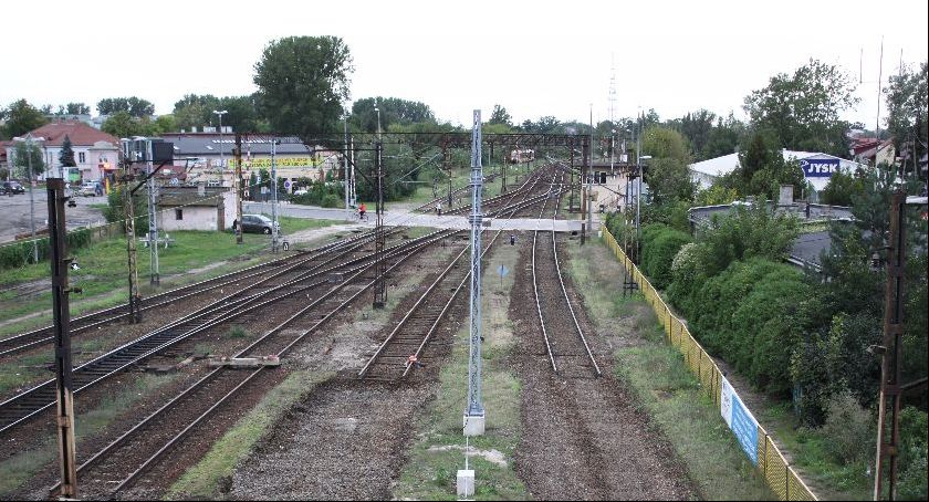 Zamknięcie przejazdu kolejowego w ul. 3 Maja w Łowiczu. Jest kolejny termin