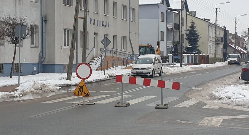 Awaria wodociągowa w Łowiczu. Utrudnienia w ruchu 