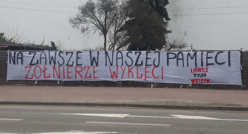 Widzewiacy z Łowicza pamiętają o Żołnierzach Wyklętych (ZDJĘCIA)