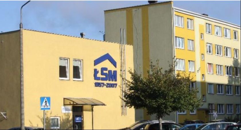 Łowicka Spółdzielnia Mieszkaniowa zakupi skrzynki na broszury reklamowe