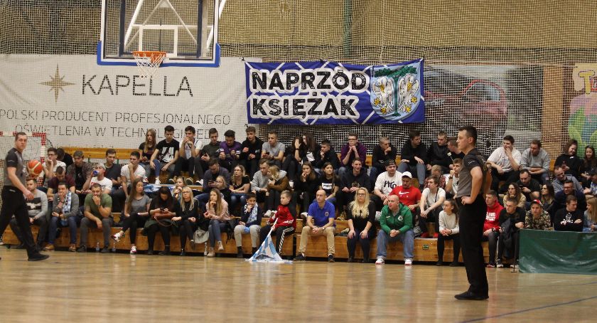Księżak Łowicz. Ważna decyzja dla posiadaczy karnetów