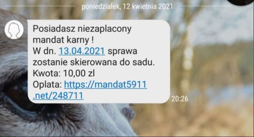  Ostrzegamy przed fałszywymi SMS-ami wzywającymi do zapłacenia mandatu