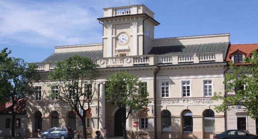 Burmistrz Łowicza ogłosił publiczne przetargi ustne