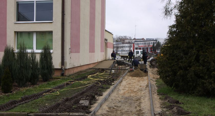 Łowicz. Punkt szczepień na Blichu prawie gotowy