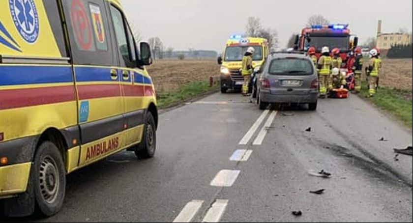 Wypadek w Czerniewie gm. Kiernozia. Jedna osoba poszkodowana