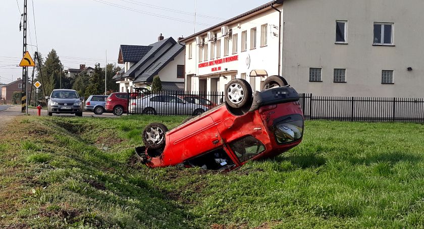 Wypadek w Nieborowie. Jedna osoba ranna