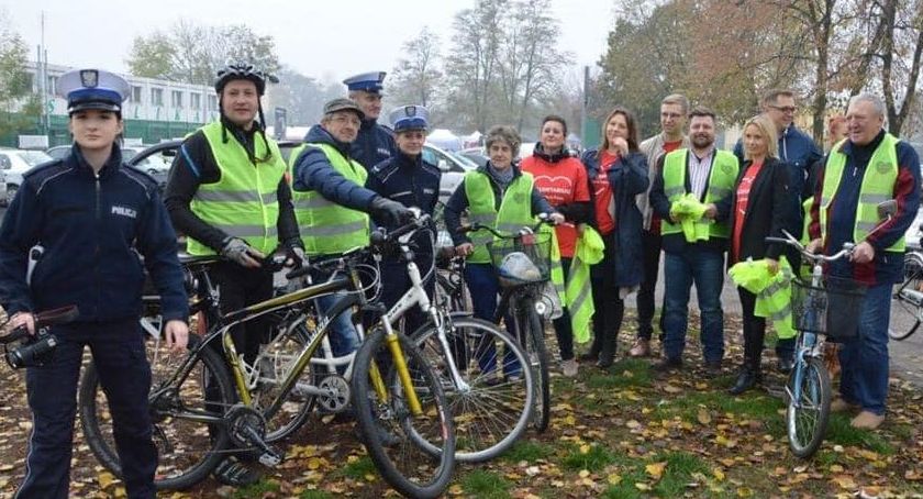 Akcja „Bezpieczni rowerzyści i piesi widziani z daleka”