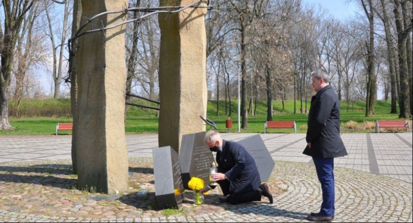 Władze Miasta pamiętały o 78. rocznicy Powstania w Getcie Warszawskim