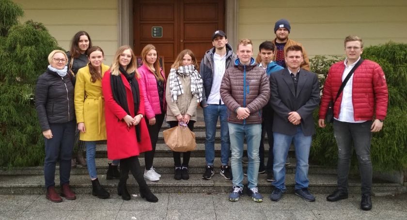 Sukces uczniów ZSCKR w Zduńskiej Dąbrowie w eliminacjach okręgowych OWiUR