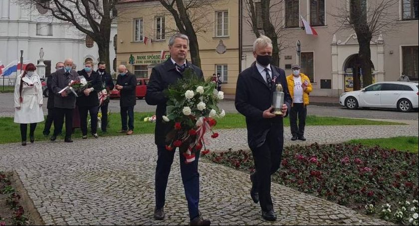 Obchody 230. rocznicy uchwalenia Konstytucji 3 Maja w Łowiczu (Foto)