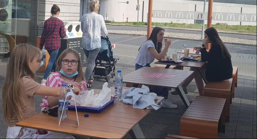  Ogródki restauracyjne otwarte! W końcu rozkwitnie łowickie życie towarzyskie