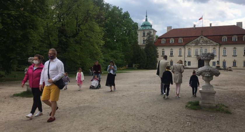 Powrót kulturalnej działalności w Nieborowie