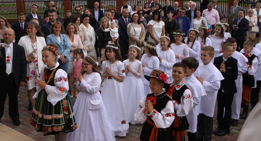 I Komunia Św. w parafii Chrystusa Dobrego Pasterza w Łowiczu (DUŻO ZDJĘĆ)