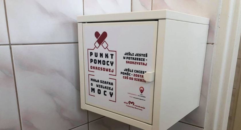 Kolejne trzy Punkty Pomocy Okresowej zawisły w Łowiczu
