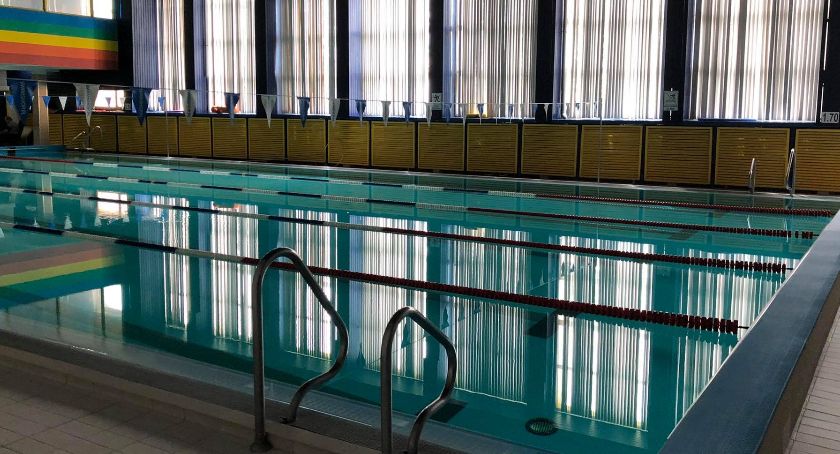 Dziś luzowanie obostrzeń – znów można odwiedzić siłownie i basen