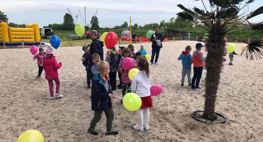 Dzień Dziecka na łowickiej plaży (Foto, Video)