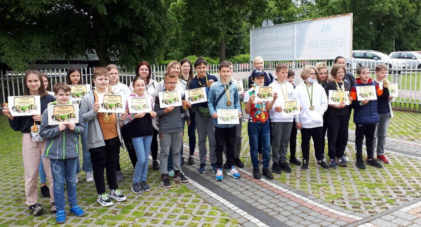 Gra terenowa szóstoklasistów z SP nr 2 w Łowiczu