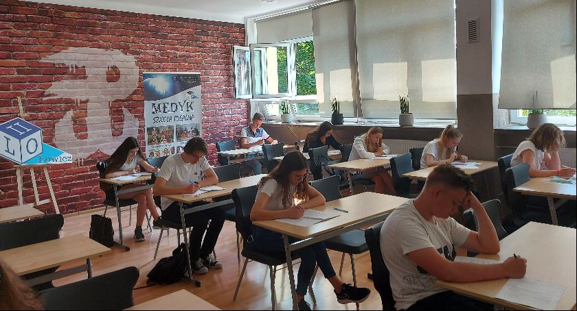 W łowickim Medyku odbyła się jubileuszowa edycja Konkursów Powiatowych