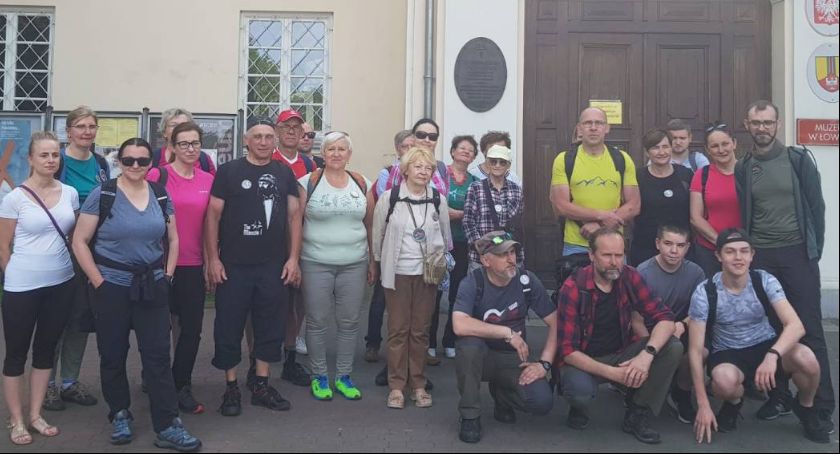 Szlakiem Jana Wegnera idą do Nieborowa (Foto i Video)
