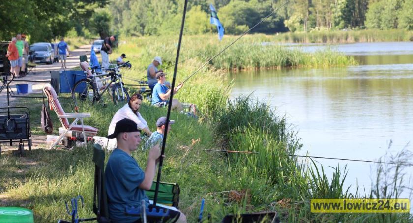 Ponownie łowią na Zalewie za Laskiem Miejskim (Foto i Video)