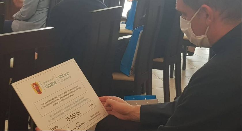 Powiat łowicki. Prawie pół miliona na renowację zabytków 