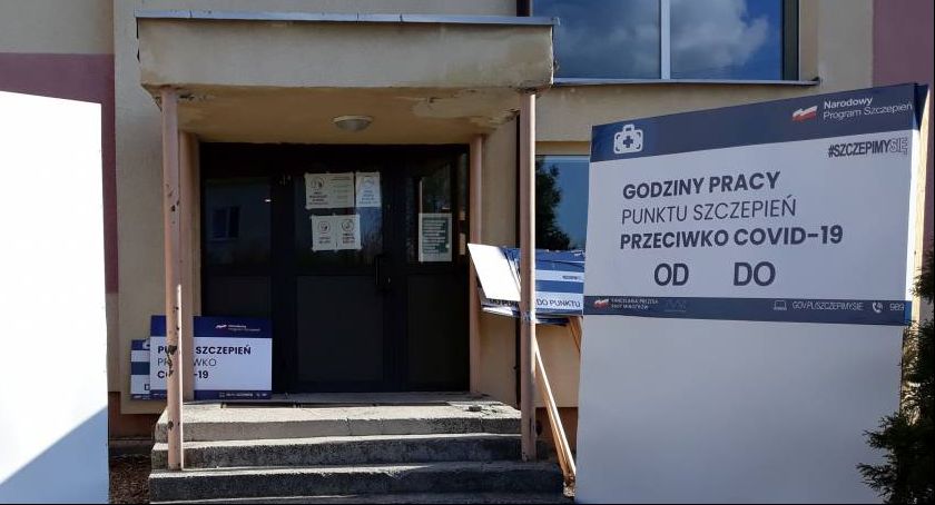 Punkty szczepień powszechnych będą zamykane! Co z łowickim Blichem?