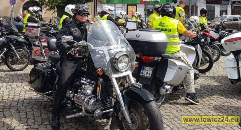 Zlot Łowickich Motocyklistów. Ryk silników było słychać w całym mieście (Foto i Video)