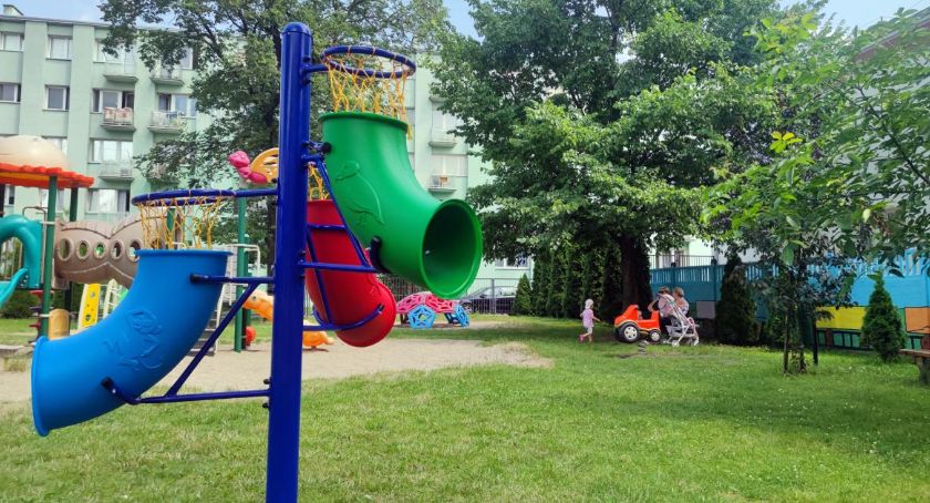 ŁSM zmodernizowało plac zabaw na os. Noakowskiego