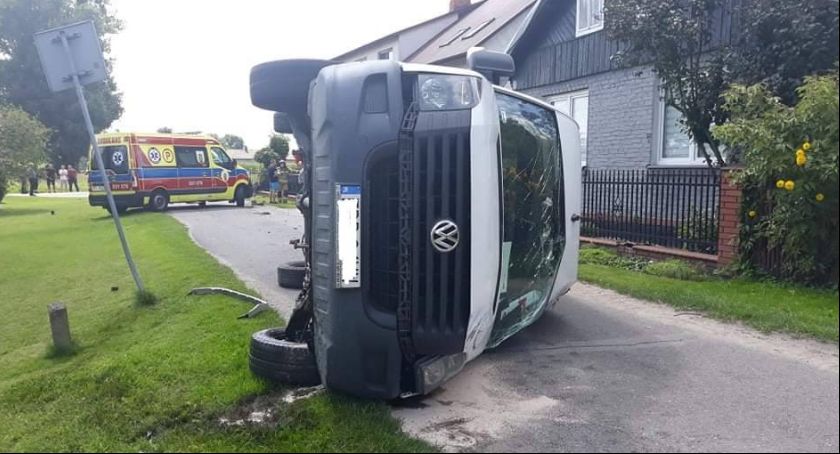 Osiek (gmina Kocierzew Południowy). Zderzenie dwóch busów! (Foto i Video)