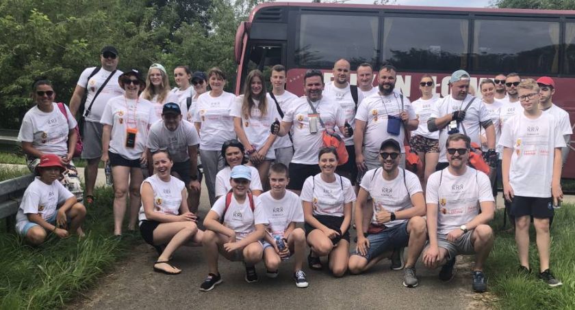 Fundacja Klub Rozwoju Kompetencji zorganizowała spływ kajakowy (Foto, Video)
