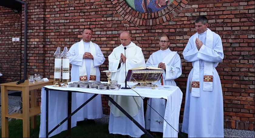 To już ósmy dzień Łowickiej Pieszej Pielgrzymki na Jasną Górę
