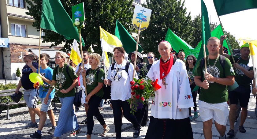 XXVI Łowicka Piesza Pielgrzymka Młodzieżowa dotarła na Jasną Górę (Foto, Video)