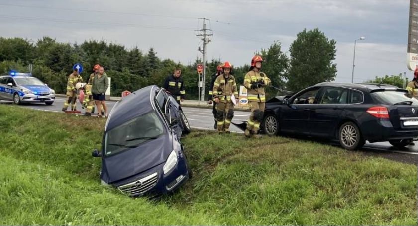 Wypadek drogowy w Kompinie! Zadysponowano LPR! (Foto i Video) Aktualizacja!