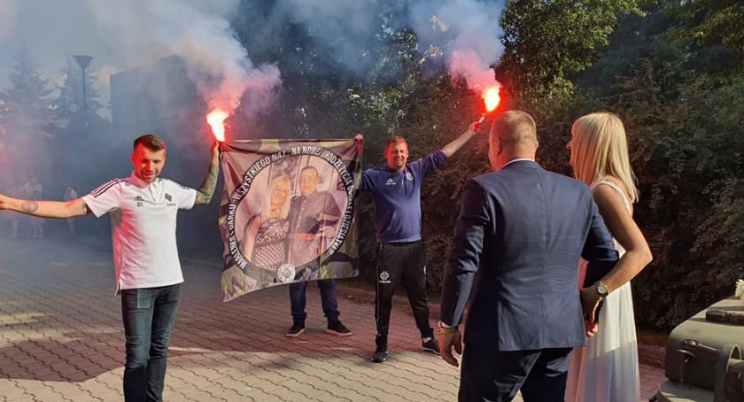 Kolejny „dziesiątak” wstąpił do korpusu małżonków (Foto)