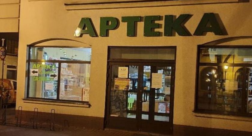 Nocne dyżury aptek w Łowiczu - mamy harmonogram, więc czemu nie działają?