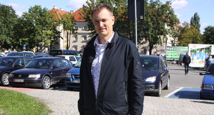 Jarosław Woźniak pełniącym obowiązki dyrektora ZSP nr 3 w Łowiczu