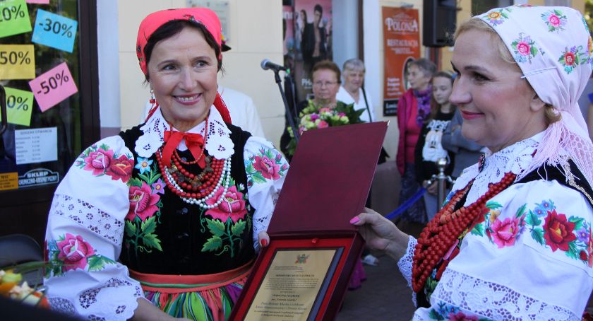 Łowicz. Odsłonięto kolejne Gwiozdy Łowickie (foto, film)