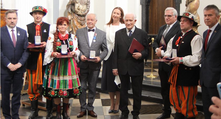 Łowicz. 41-lecie powstania NSZZ „Solidarność”. Odznaczenia dla działaczy (foto, film)