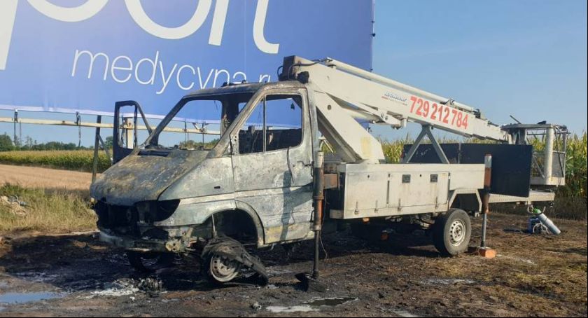 Seligów (gmina Łyszkowice). Spłonął podnośnik i rżysko