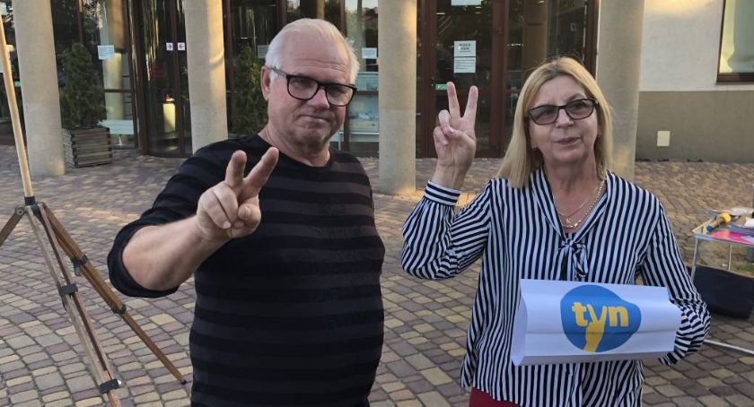 Manifestacja w obronie wolnych mediów w Łowiczu (Foto, Video)