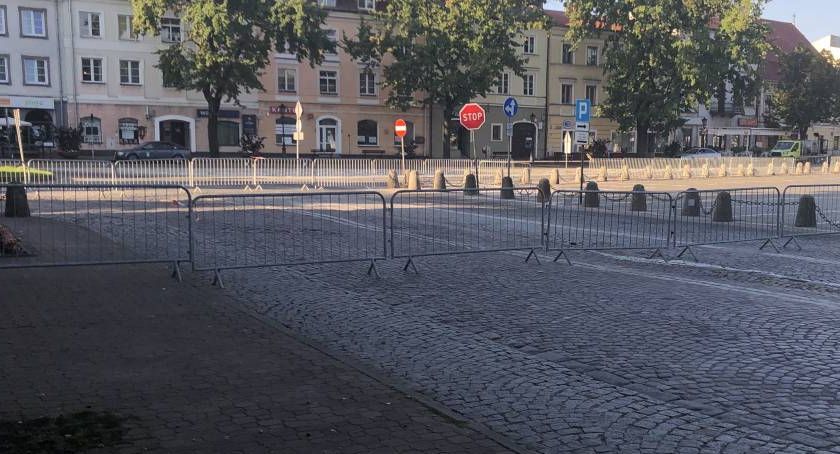 Utrudnienia w ruchu - Stary Rynek w Łowiczu zamknięty!