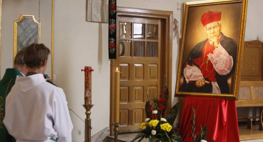 W parafii Świętego Ducha odsłonięto obraz kardynała Stefana Wyszyńskiego (Foto, Video)