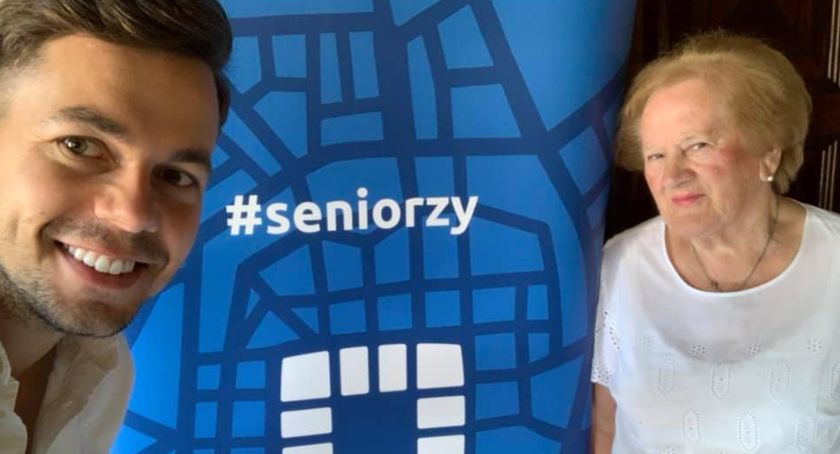 Łowickie akcenty na konferencji „Doświadczenia i inspiracje w polityce senioralnej samorządów”