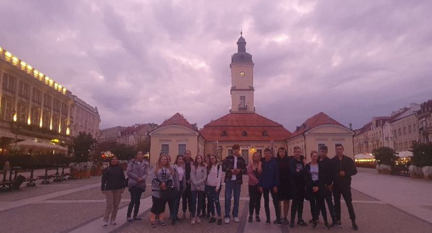 „Kupujesz wycieczkę i stajesz się bogatszy”, więc Blich wybrał się na Podlasie