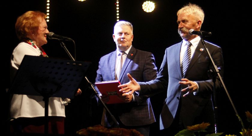 Klubowe święto w Klubie Seniora „Radość” w Łowiczu (foto, film)