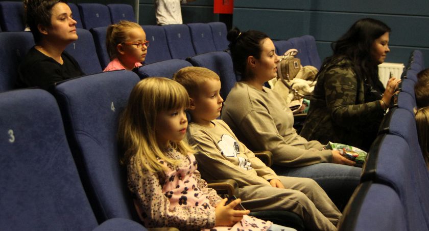 Łowicz. 8. Międzynarodowy Festiwal Filmowy „Kino Dzieci” (foto, film)