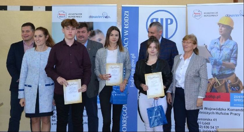 Sukces uczennic z Branżowej Szkoły I stopnia w ZSP nr 1 w Łowiczu (Foto)