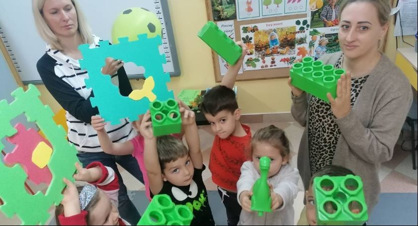 W przedszkolu Pod świerkami dziś króluje kolor zielony (Foto)