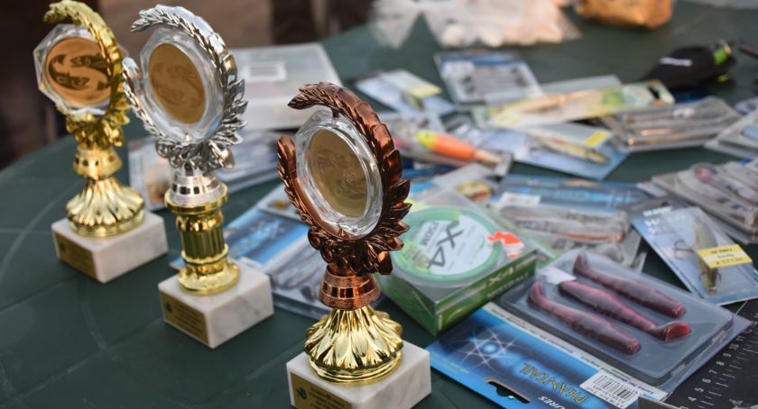 Rywalizowali na Bzurze w zawodach spinningowych (foto)